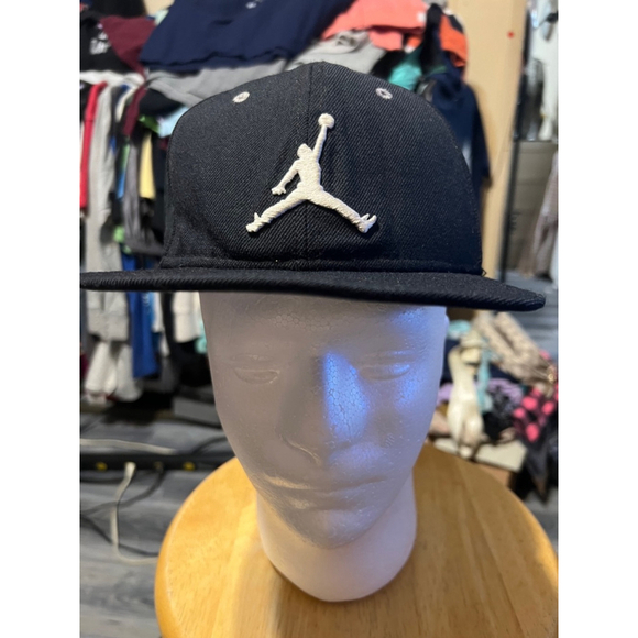 Men's Jordan Hat Adjustable Black - Picture 1 of 5